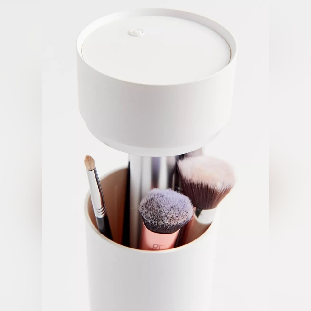 Brushean UV + Ozone makeup brush sanitizer (new in box)